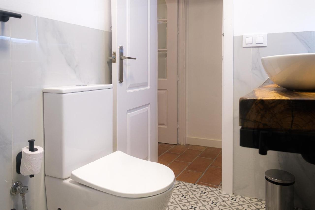 Vista Corral Del Conde Apartman Sevilla Kültér fotó