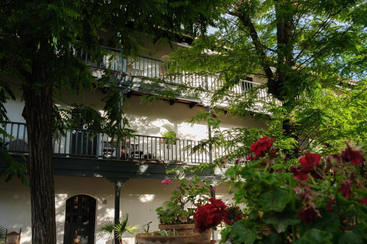 Vista Corral Del Conde Apartman Sevilla Kültér fotó